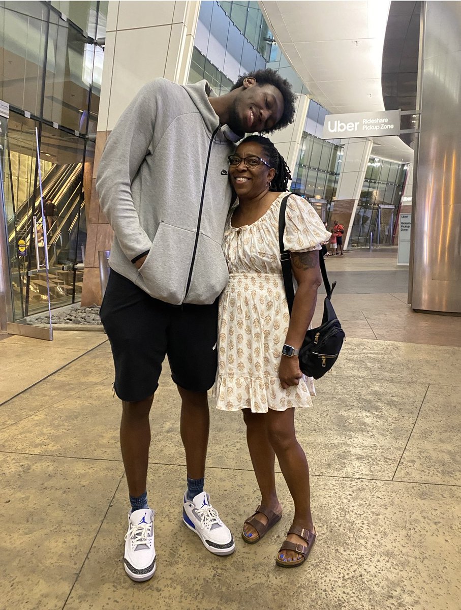 Happy Happy Birthday <a href="/BigTicket_JW/">James Wiseman</a> I love you unconditionally enjoy your day. It’s your 22nd Birthday. 🎁🎂.