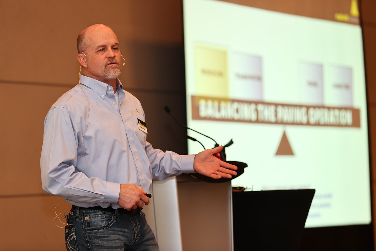 Asphalt_Inst's tweet photo. Asphalt Institute Regional Engineers @pavemntengineer and Dave Johnson taught our Paving Inspector Certification (PIC) course in Regina, 
Saskatchewan, Canada with @SaskHeavy this week. The certification is now mandatory for asphalt inspectors in Saskatchewan. #inspection 🇨🇦 https://t.co/Do64oy5aEC