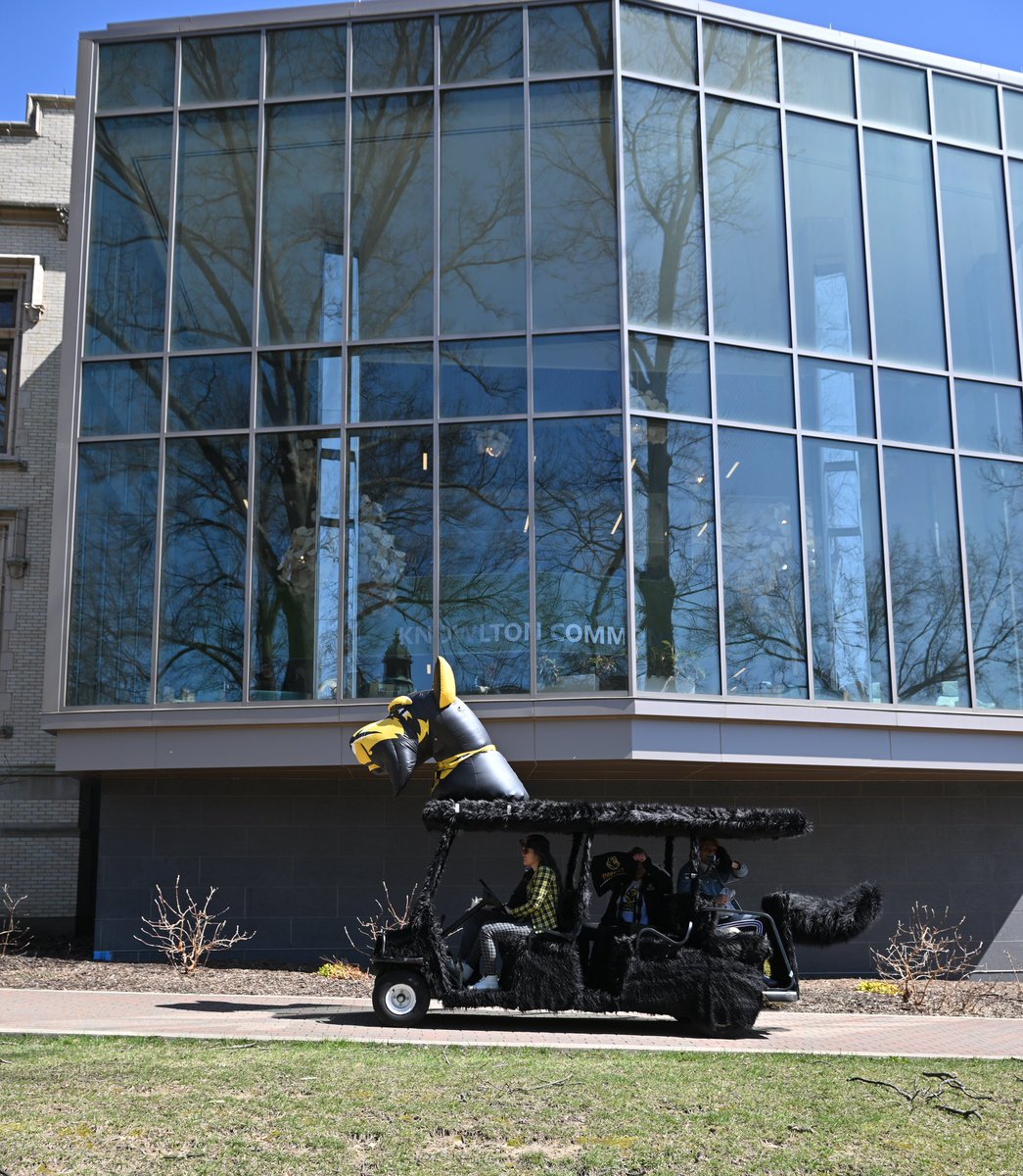 WoosterEdu's tweet image. The Wagg’n Swagon made its official debut yesterday. 

Joining forces with the OG Swag Wagon, we ensured that our campus community was all stocked up on new Fighting Scots gear. 🐾