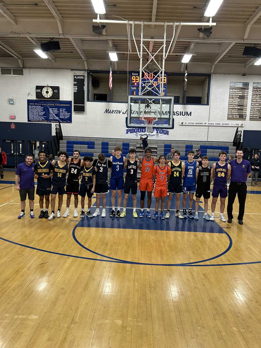 CoachGaffey's tweet photo. Had a great time coaching the PA All-Star team on Wednesday night along with @BigZims14. Also great to be able to coach @DylanKohl12 one last time! https://t.co/Dx46S0WGWc