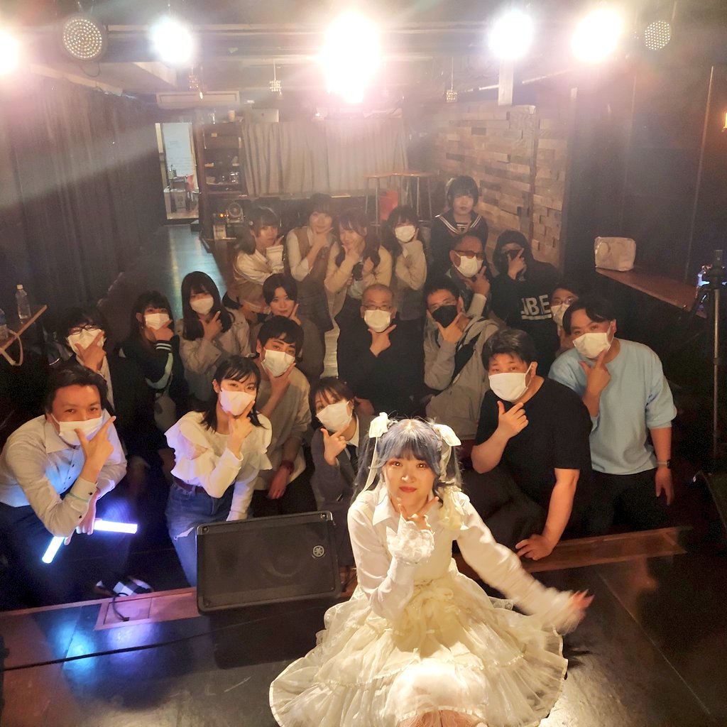 timelimit_idol's tweet photo. 取り急ぎではございますが、本日はご来場いただきありがとうございました！
皆様のおかげで、最後にふさわしい最高の卒業LIVEとなりました！
RINさん、改めて卒業おめでとう。 https://t.co/9Lhmic1nQH