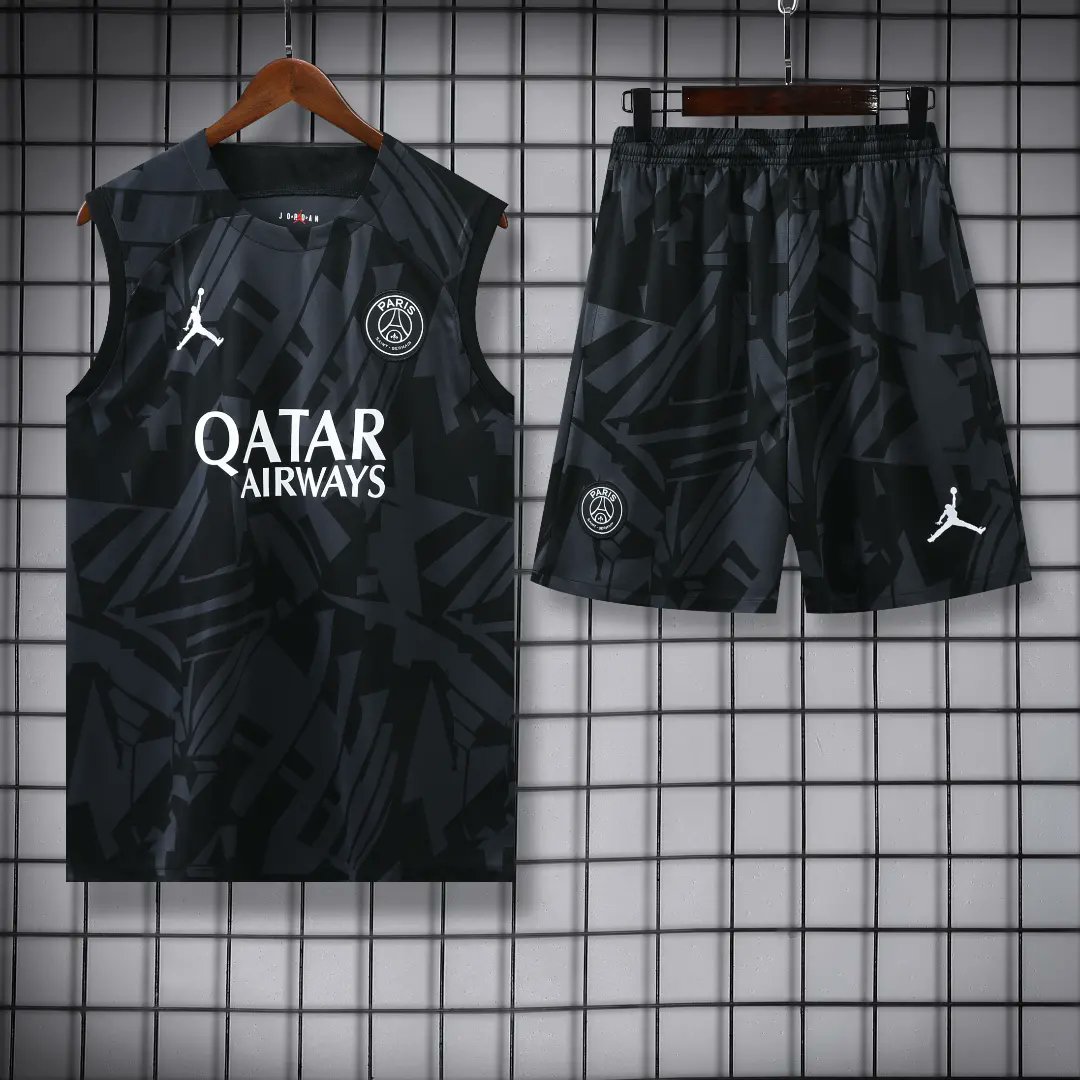 Rfimportss10's tweet photo. 🇫🇷 CONJUNTO PSG TEMPORADA 23/24🇫🇷

📦Faça já sua encomenda!
✈️Enviamos para todo o Brasil!
🔟 Personalização
🛵Entregas em Niterói e SG!

📲21 993146917
Insta: Rf_imports10 https://t.co/rEMf1kuMDv