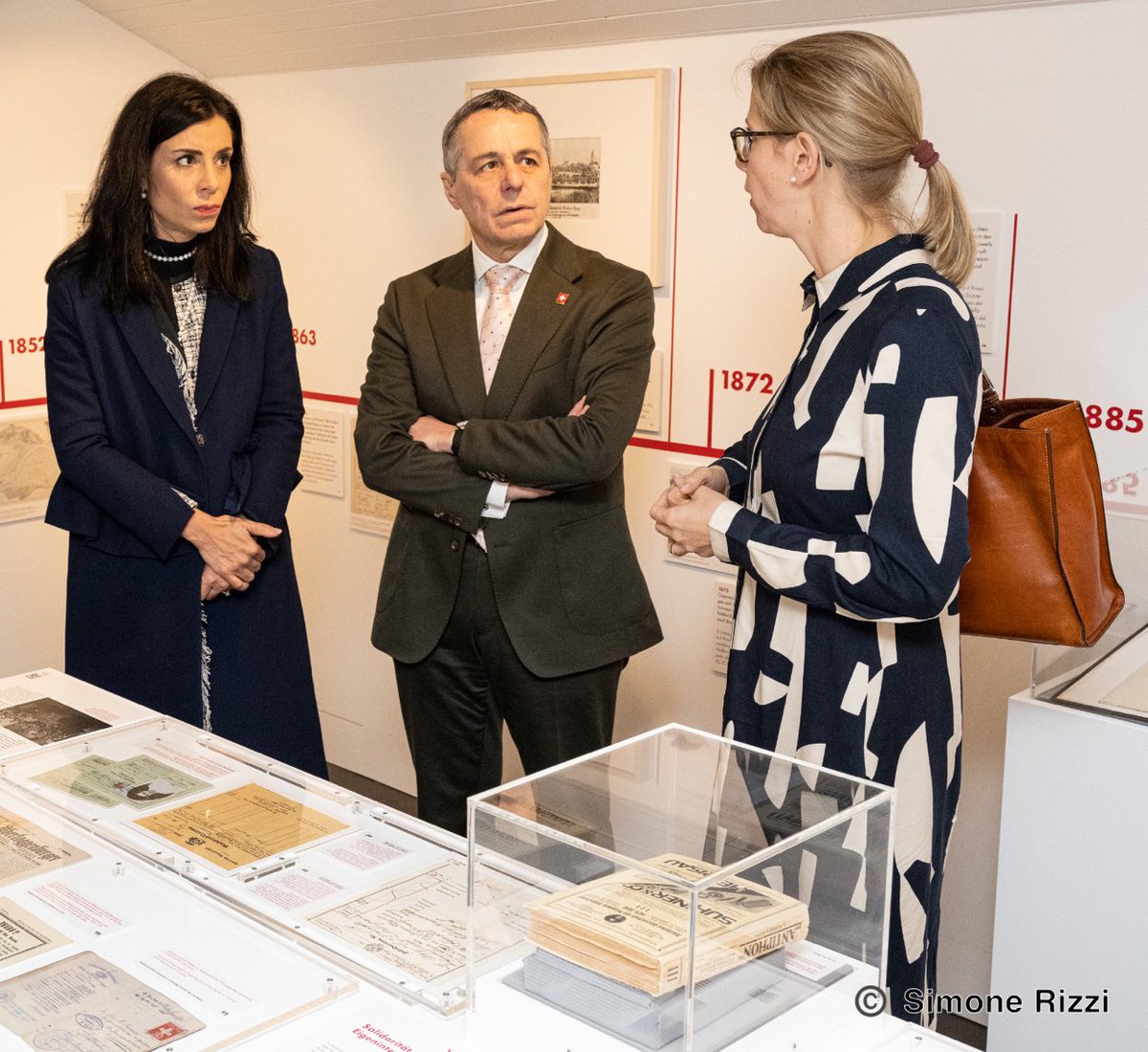 ignaziocassis's tweet photo. Gemeinsam mit @DominiqueHasler habe ich heute unsere sehr guten Beziehungen gewürdigt und 100 Jahre Zollvertrag🇨🇭-🇱🇮 gefeiert!
Una pietra miliare nei nostri rapporti, che onoriamo con una nuova mostra al Museo Svizzero delle Dogane a Cantine di Gandria.
👉https://t.co/ab1DYg3ndV https://t.co/cY9WEpzm2Q