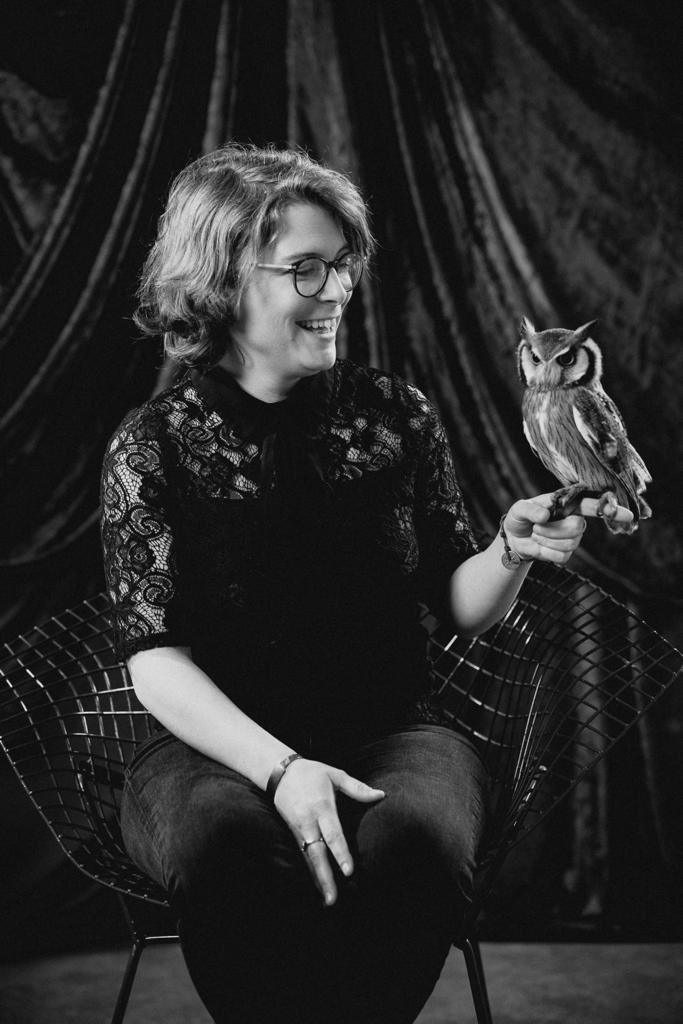 MathildeLcz1's tweet image. ANIMAL TOTEM

Merci à mes petits compagnons de ce moment : 
Hublot, le petit duc à face blanche et Sushi la chouette effraie 😍🥰🦉
Merci à Jean-Michel Piqué pour son œil aguerri. 
Merci à Emilie leur fauconnière. 
Merci Le Boudoir 86 pour le maquillage