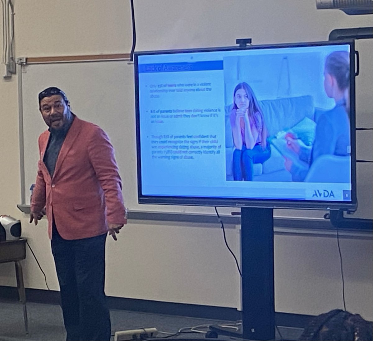 Thank you to Mr. John Reyes with <a href="/AVDA_TX/">AVDA</a> for coming to speak to our students about abuse and abusive relationships. #iamkms