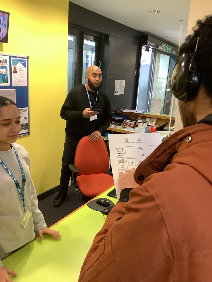 Students at @pavilionhackney have been visiting Hackney Ark to learn how to book medical appointments. Looking after our #physical and #mentalhealth is important #preparationforadulthood #AutismAwarenessWeek