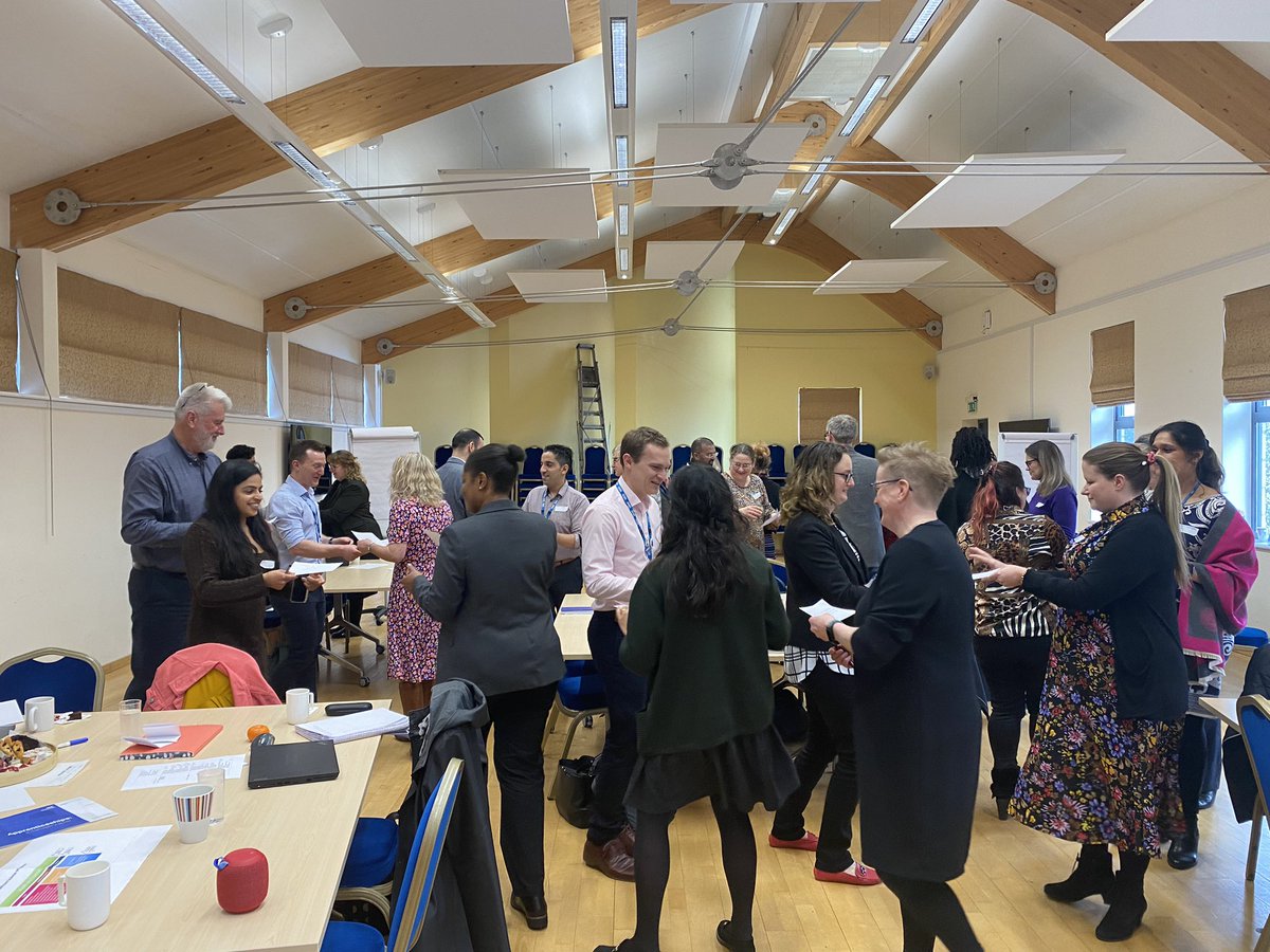darzidave's tweet image. Such great energy @ #FrimPharm working together on a 25/10 #liberatingstructure to Canned Heat

@TimLangran @shane_costigan @bextab @cppeengland @M_YousafAhmad  @KatHall_HEE @NHS_HealthEdEng @shane_costigan @sundusjawad1 @kattolf @DonnaPooleHEE @CarolineCorrig3 @honrot