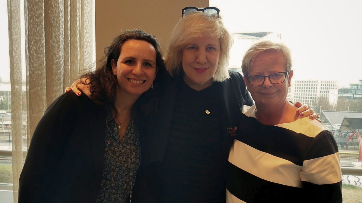 ennhri's tweet photo. Two insightful days on #ArtificialIntelligence & #HumanRights with #EqualityBody + #Ombuds colleagues and @coe @CommissionerHR 💡.
Our close cooperation is vital to safeguard rights as #AI continues to develop. Thanks @CommissionerHR for convening & continued support for #NHRIs. https://t.co/km9POUDDKH