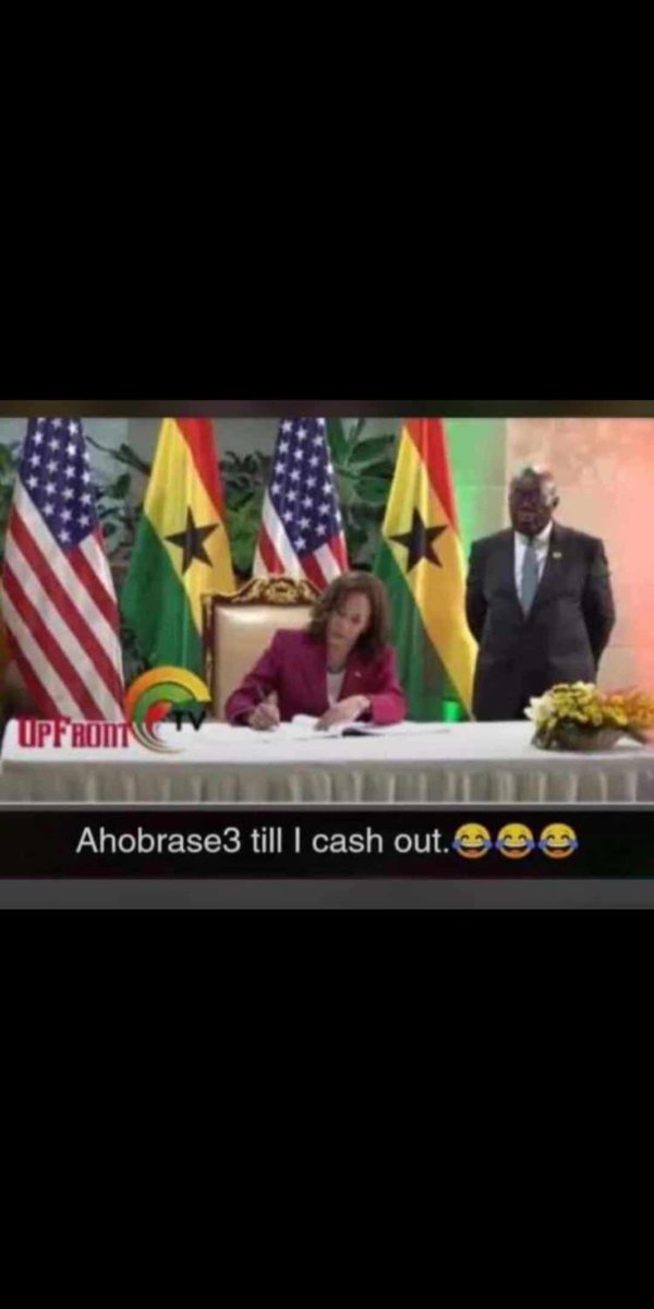 BigDaddyCee7's tweet image. Kamala Harris...Plz Akufo Addo I&apos;m Given U Dis Money To Make Sure Dat,U Don&apos;t Accept n Implement The New Bill Against LGBTQ+
Akufo Addo...Yes Madam,As I Said Earlier To U,I Will Make Sure Dat The New Bill Wouldn&apos;t Be Passed,So Trust Me Madam
#FearAkufoAddo