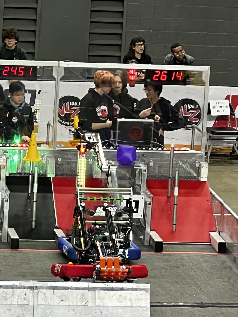 So far MARS is having a great time in the stands and on the field at the Smokey Mountains Regional in Tennessee!

#omgrobots #stemcrafts #stemsquad #Westvirginia #martiansmakingadifference #makeitloud #SmokeyMountainRegional #morethanrobots