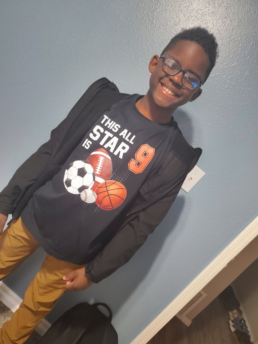 MsNeisha_BadAzz's tweet photo. Happy Birthday to my Sonshine #Big9 #BigTavy #NotTheLilOne #TavyDay https://t.co/TNQDnh0zht
