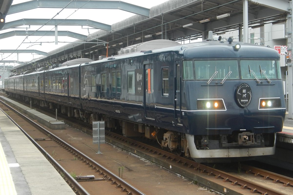 m_katudon's tweet photo. 出雲旅行in WESTEXPRESS銀河
神鉄乗り放題
初雪鉄
過去最高のエンカにて https://t.co/DvLa0hcRS9