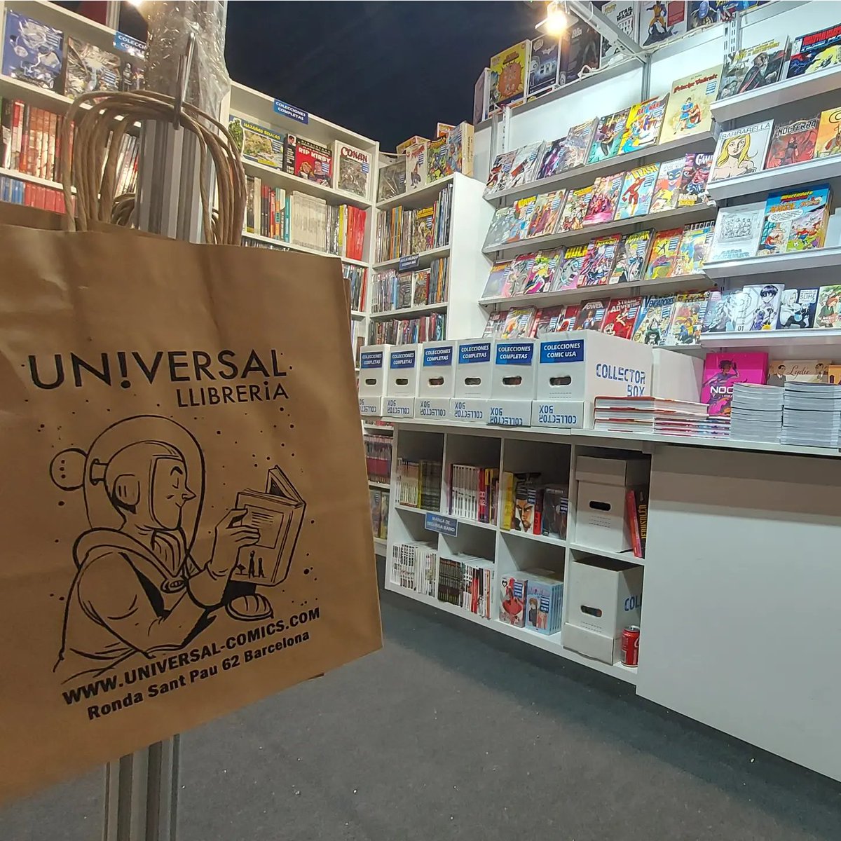 ComicsUniversal's tweet photo. ¡Disfrutando del #41comicbcn!✨️
Estamos en @COMIC_bcn, stand 9 y 10 del Pabellón 2.
Tenemos novedad, #comics descatalogados, colecciones completas, ...
#comicbcn #recomendacion #universalcomics https://t.co/hrU1uDjRjx
