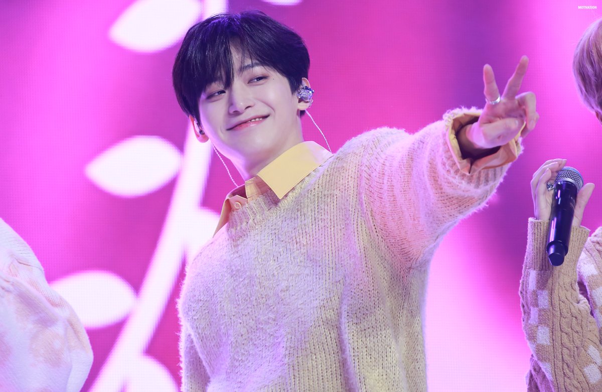 MOTIVATION_DH's tweet photo. 230219 Dear My LUVITY

그 누구보다 화려하게 빛날 거야

#구정모 #JUNGMO #ク·ジョンモ
#크래비티 #CRAVITY
#AprilFoolsDay https://t.co/uHvVAV1173
