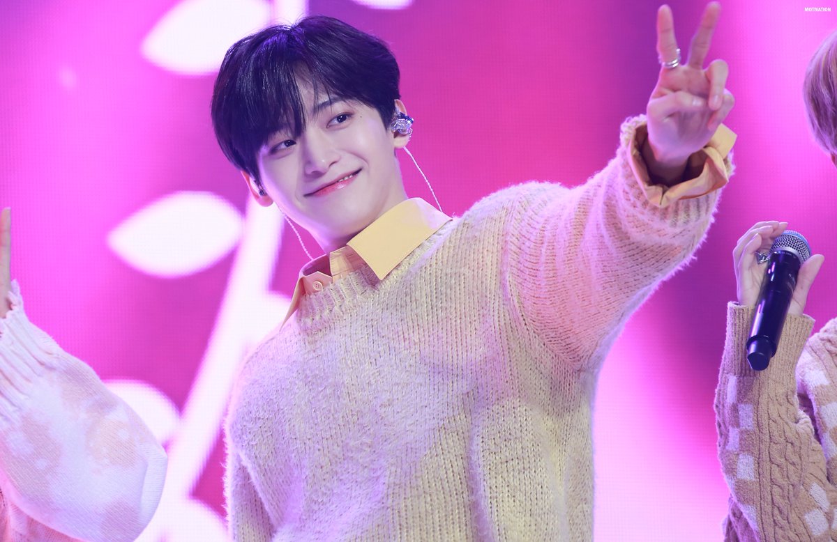 MOTIVATION_DH's tweet photo. 230219 Dear My LUVITY

그 누구보다 화려하게 빛날 거야

#구정모 #JUNGMO #ク·ジョンモ
#크래비티 #CRAVITY
#AprilFoolsDay https://t.co/uHvVAV1173