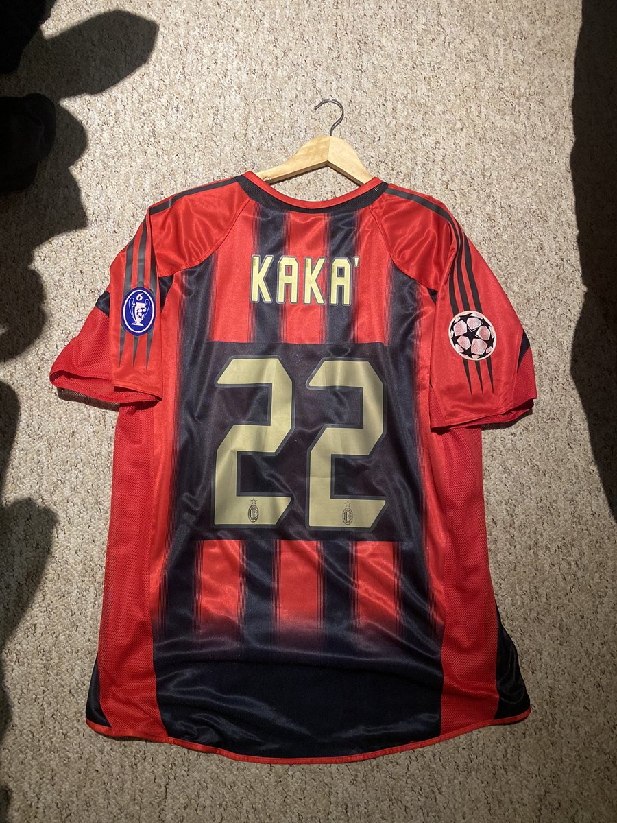 Tim_Macardle's tweet photo. @CornishShirt Match worn kakà UCL from 2005! https://t.co/1LCVjqA7uG