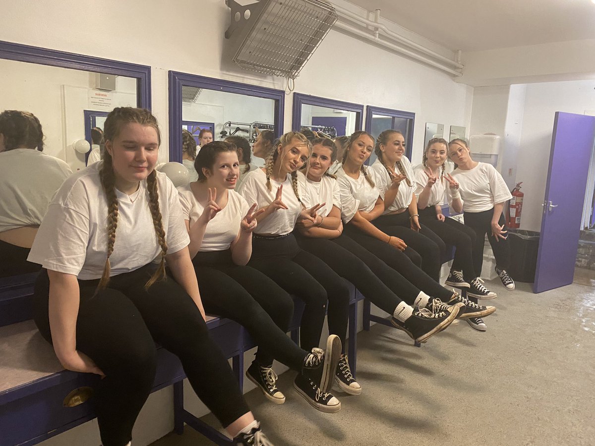 MBaxterPE's tweet photo. Another great but busy term @WMCKilmarnockAc. Well done to all the pupils for their amazing work in BGE and senior phase. Also a huge well done to the Dancers who performed at the Dance Fest event! 💃Have a wonderful well deserved Easter 🐣 break! https://t.co/yLuVjmnWkC