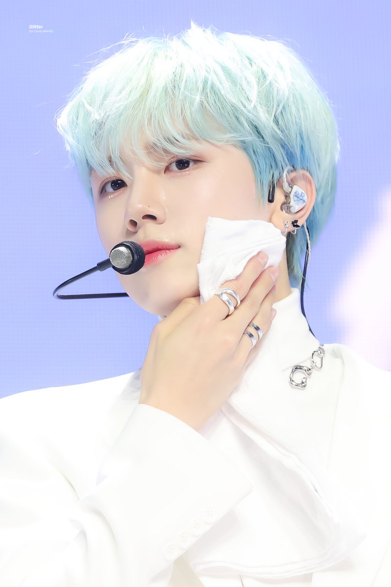 𝑨𝒑𝒓𝒊𝒍 𝑭𝒐𝒐𝒍𝒔' 𝑫𝒂𝒚
성미니 ~.~♡

#성민 #크래비티
#SEONGMIN #CRAVITY