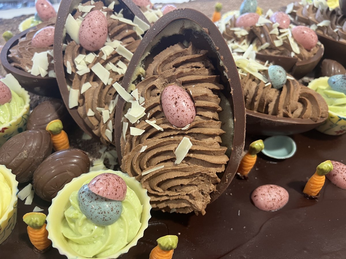 🐣 Happy Easter from everyone at Yarm! We have had a busy term celebrating many achievements and successes across the school! We hope you have a lovely, well-deserved break.