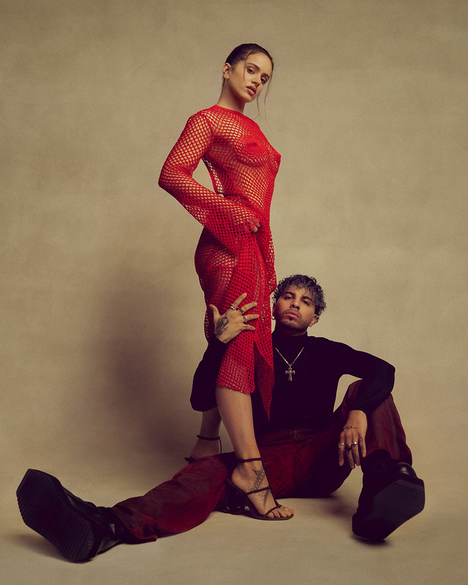 Ferragamo's tweet photo. .@rosalia PROTAGONIST OF @billboard APRIL ISSUE WITH A FULL LOOK FROM THE #FERRAGAMOPF23 COLLECTION BY #MAXIMILIANDAVIS
STYLED BY Chloe and Chenelle
LENSED BY Kanya Iwana https://t.co/5sqe2xvLQg
