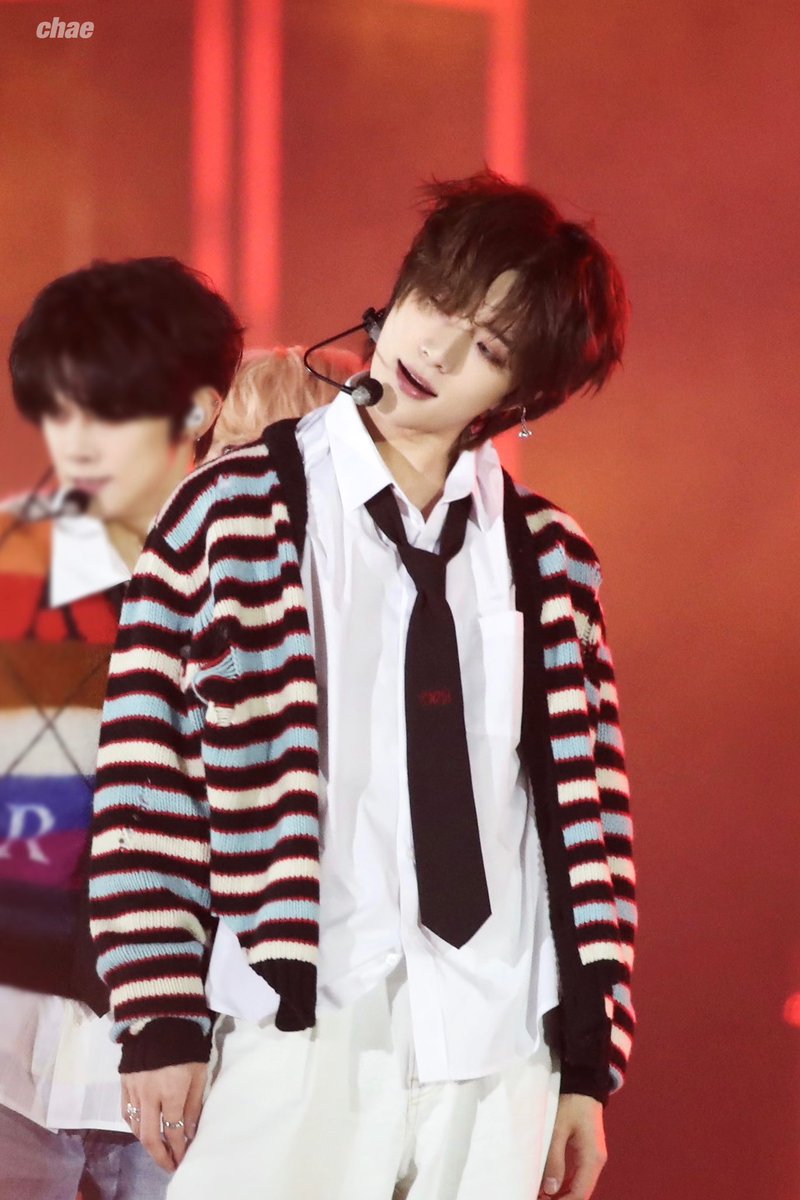 221224 sbs 🧸

#범규 #BEOMGYU
#TXT #투모로우바이투게더
#AprilFoolsDays #만우절