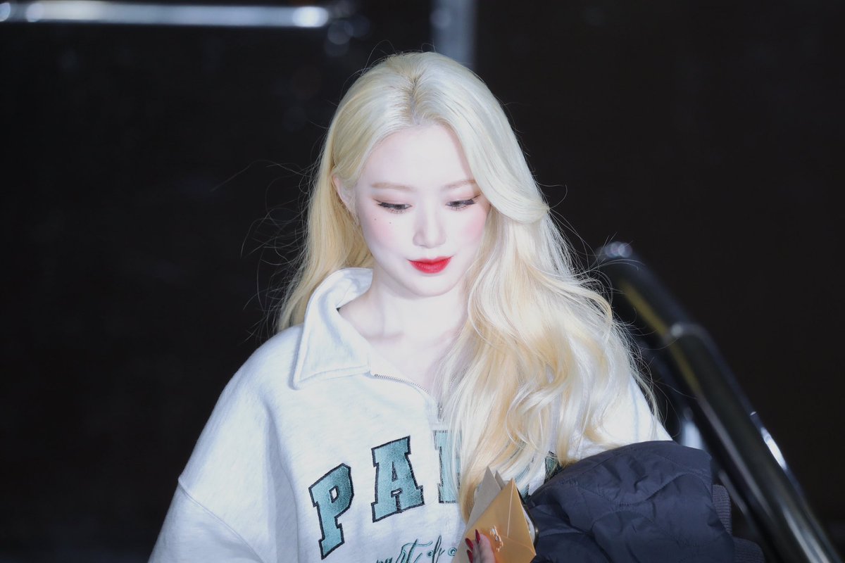 speed_0423's tweet photo. #슈화 #SHUHUA
만우절데이 https://t.co/QUvEGY1bCL