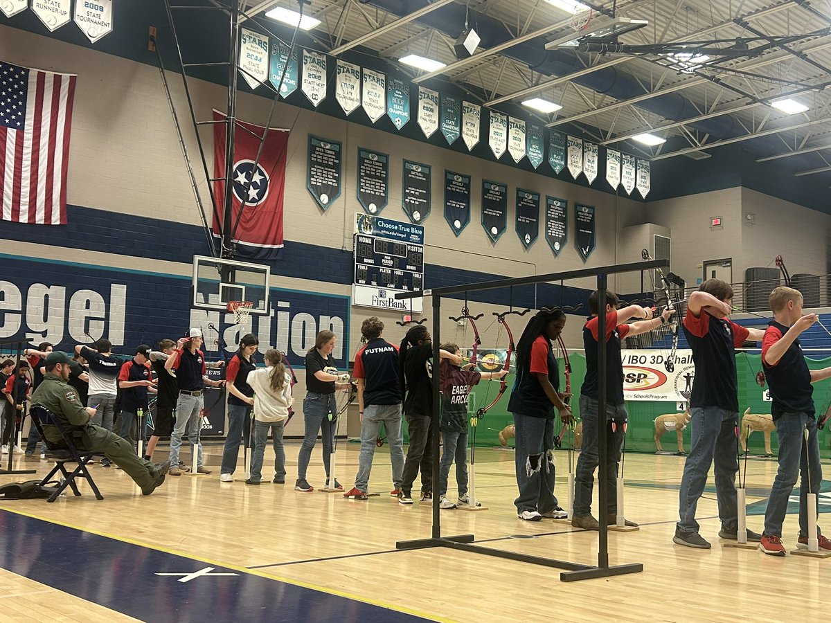 oaklandarchery's tweet photo. NASP 3D STATE TOURNAMENT ! 

BULLSEYE COMING UP NEXT::: 
13:00 for the MIDDLE SCHOOL
14:15 for the HIGH SCHOOL
@ MILLERS COLISEUM https://t.co/2Wx9YoDAIr