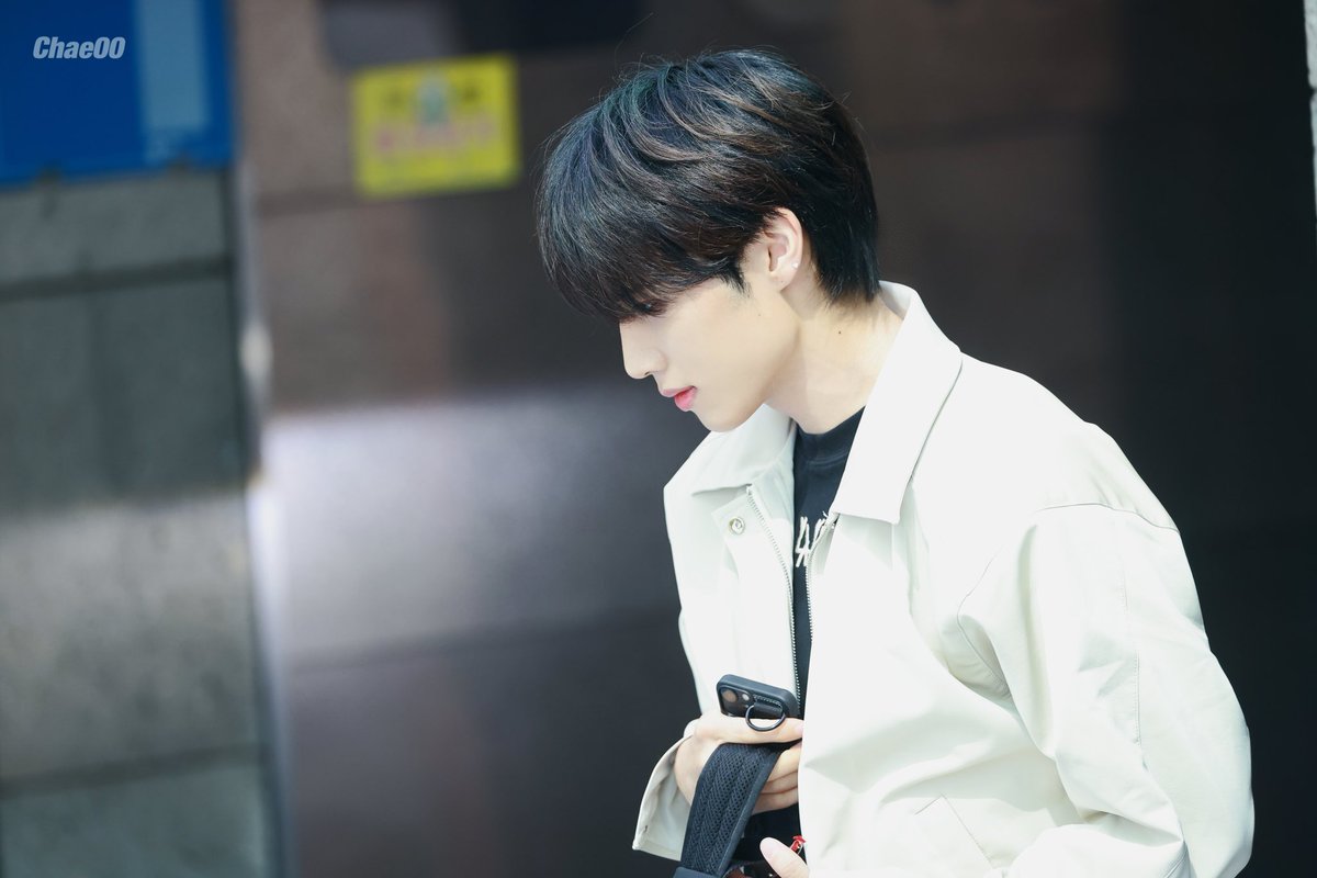 230311 ms 선우

#선우 #김선우 #SUNWOO
#더보이즈 #THEBOYZ 
#만우절 #AprilFoolsDays