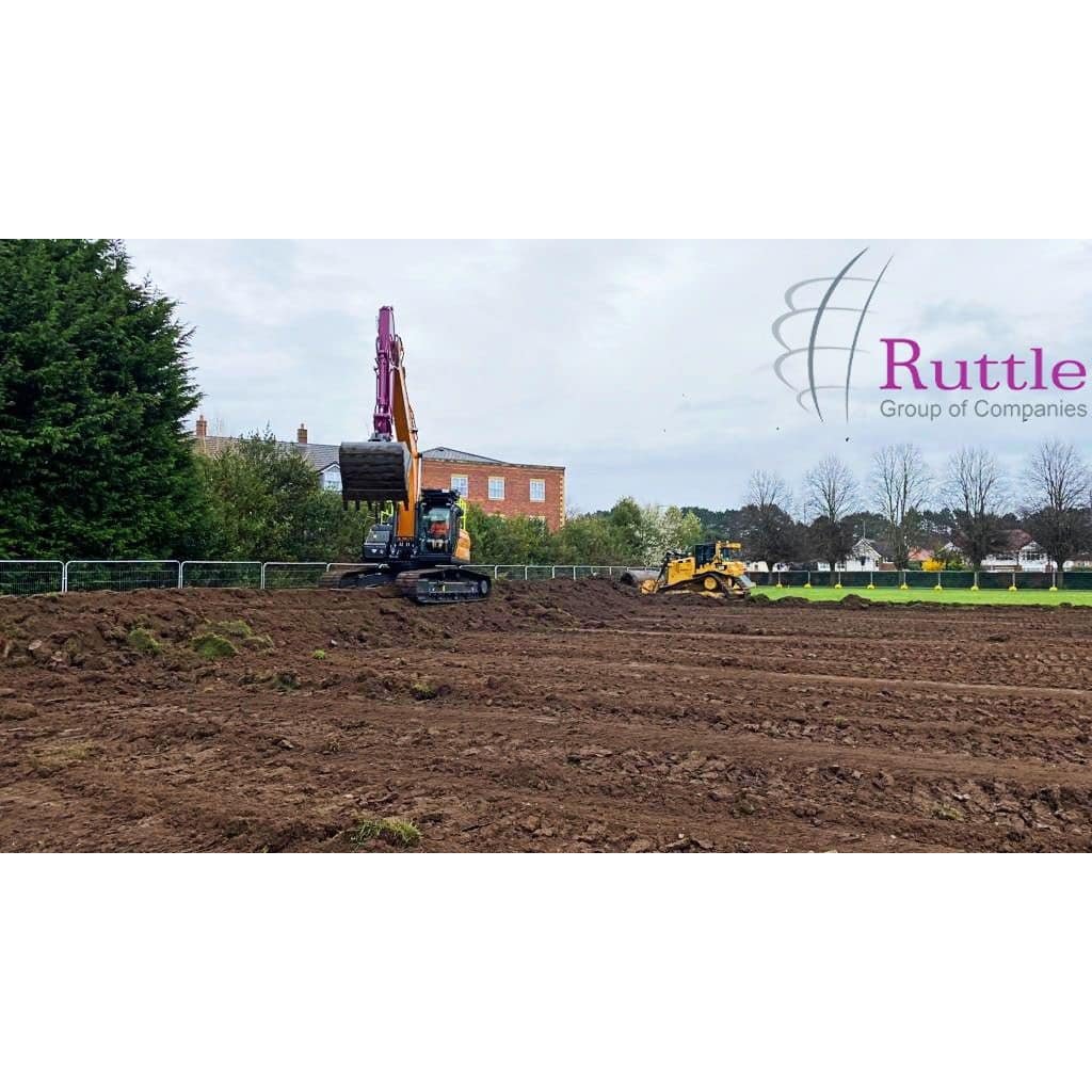 ruttleplant's tweet photo. 𝐁𝐫𝐚𝐧𝐝 𝐧𝐞𝐰 𝐬𝐢𝐭𝐞!
Tom and the team getting it done!! This week we started a brand new contract in Chester and have already hit the ground running… or Dozing 🙈 
#ruttlecontracting #ruttleplant #soilstrip #bulkearthworks https://t.co/PxkLG1Nl1M