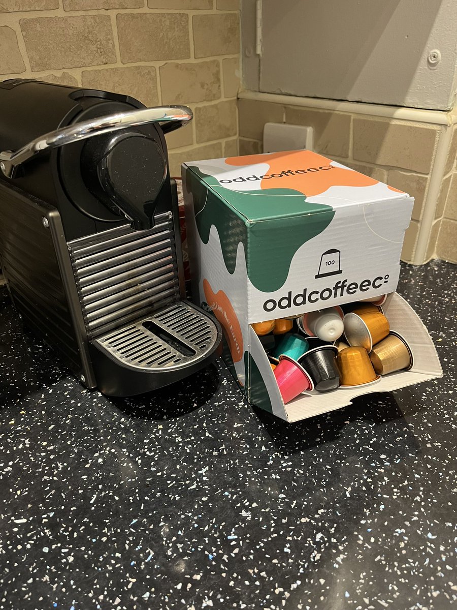 YeomanWarder417's tweet photo. These just arrived in a speedy time, now to try them. A great tiny company with a big mission! 

#OddOnes 
#CoffeeLover 
#beefeater
#NewHouse https://t.co/tiZSkjeda3