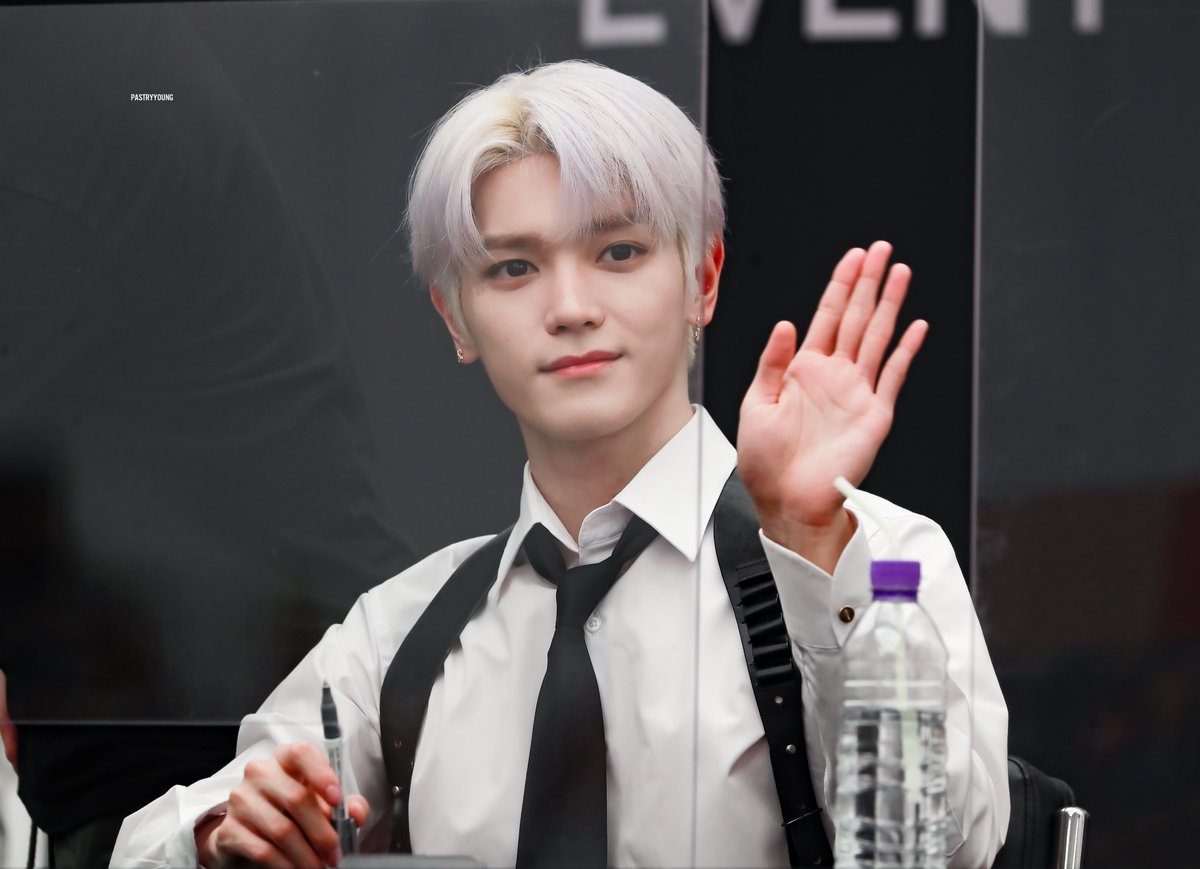 pastryyoung26's tweet photo. #태용 #TAEYONG #AprilFoolsDay https://t.co/NF4QLHLQx0