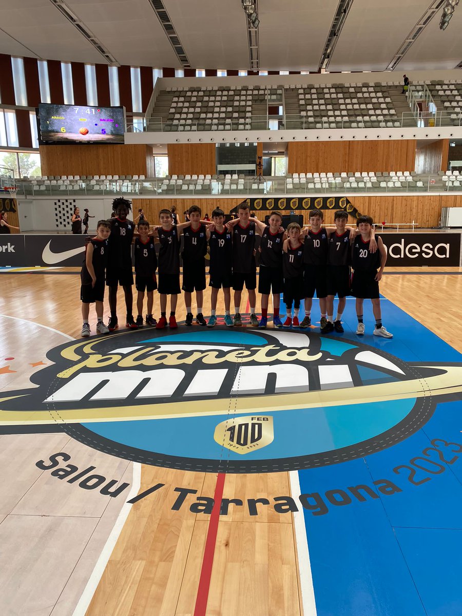 Enhorabuena equipo por el esfuerzo de todo un año para llegar hasta aquí. Ahora a dar el 200%, 100% por vosotros y el resto por Jaime, Oliver, Gonchi, Duplá, Diego, Óscar, Martín...#Minibasket #PlanetaMini2023 #VamosCantabria