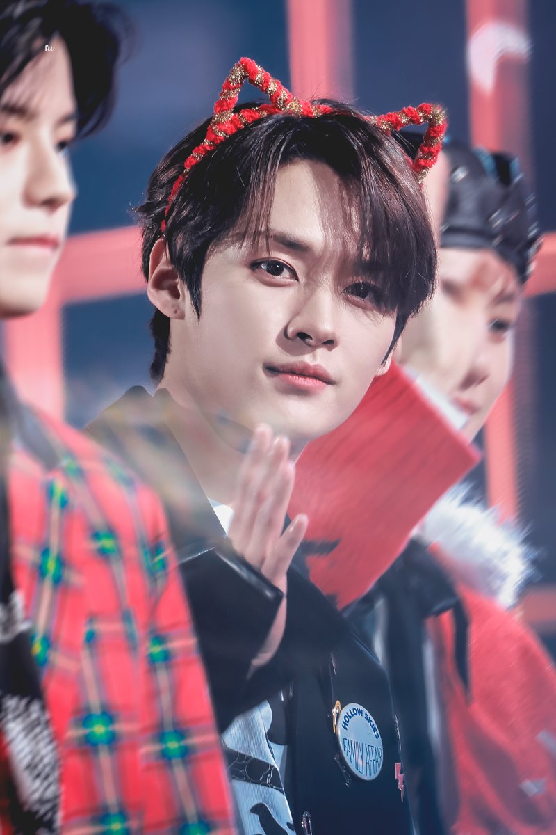 _fw1998's tweet photo. 𝟵𝟴𝘇

#스트레이키즈 #리노 #AprilFoolsDay https://t.co/TZ5woeDw8f
