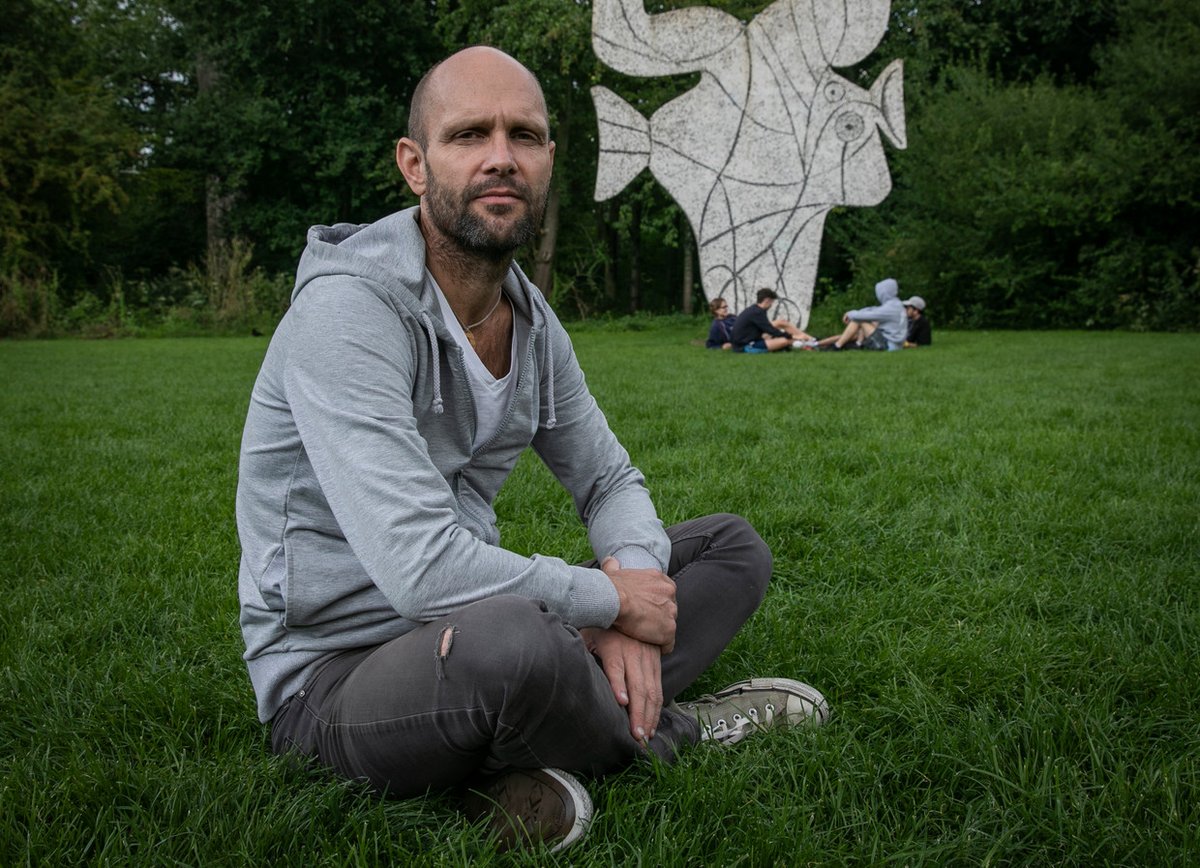 Matthijs85's tweet photo. Politie hield dossier activist achter, toen hij dat opvroeg https://t.co/QoFrly5NHd
nadat bleek dat de NCTV hem jaren in de gaten hield 🤨 https://t.co/zj27jlRwqr
en hem (onterecht natuurlijk!) als terrorist behandelde
Politie geeft dit nu ook zelf toe: https://t.co/EV7SXBUHZT https://t.co/V74nlVUhd4