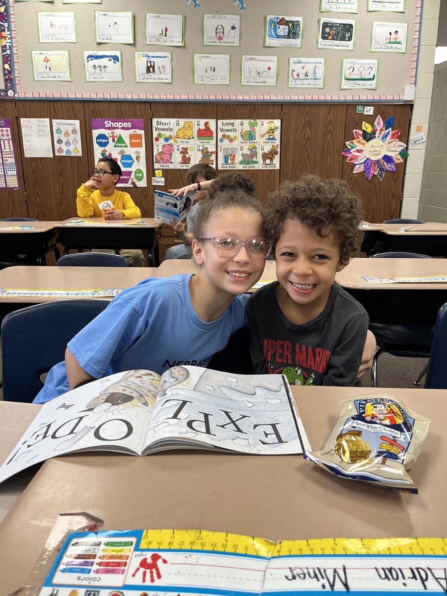 DisneyDolphins's tweet photo. Disney students have loved being Secret Kindness Agents this week! Today students get to reveal to each other who they have been doing kind acts for! Mrs. Lutes’s and Ms. Pickering’s class spent time together this morning!  #bekind @DisneyDolphins #Proud2bMPS https://t.co/vVeeeL2G3r