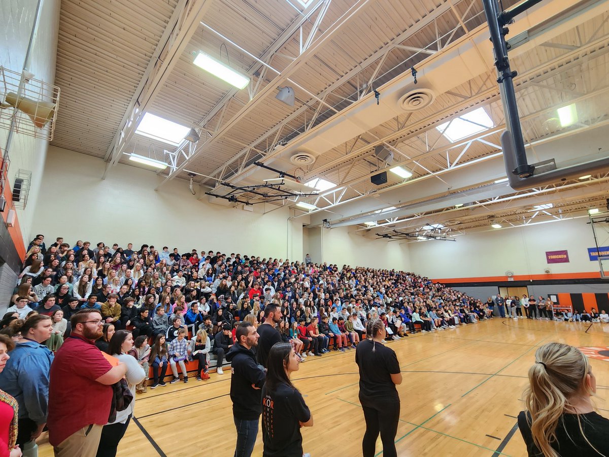 Unami Middle School tweet media