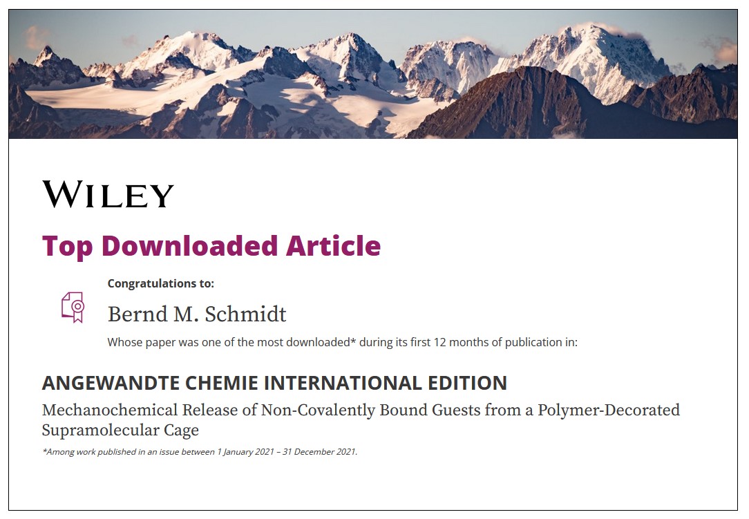 BmSchmidtlab's tweet photo. Some nice news towards the end of this week, super proud of this nice work of Robin, in collaboration with @goestlich 💯🍻
#TopDownloadedArticle and #hotarticle in @angew_chem
If you missed it, you can check it out here ⏬
https://t.co/AOhwzKsbKy https://t.co/psLmyLikn5