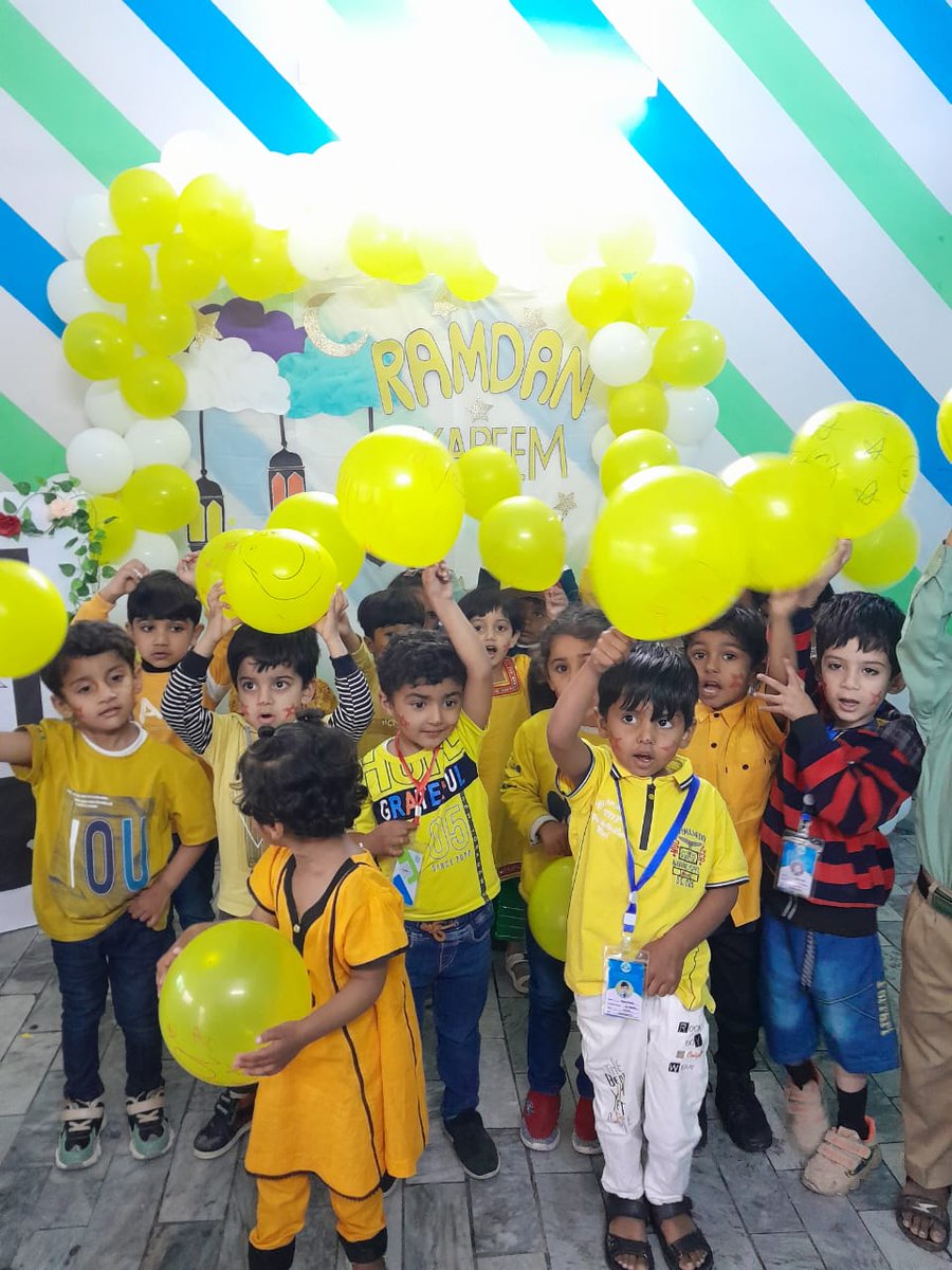 waseem_dahar94's tweet photo. Learning is Fun โจโญ๐
#ibraheem
#YellowColourDay #MomentusGrammarSchool #activitybasedlearning https://t.co/2irjqbGVHC
