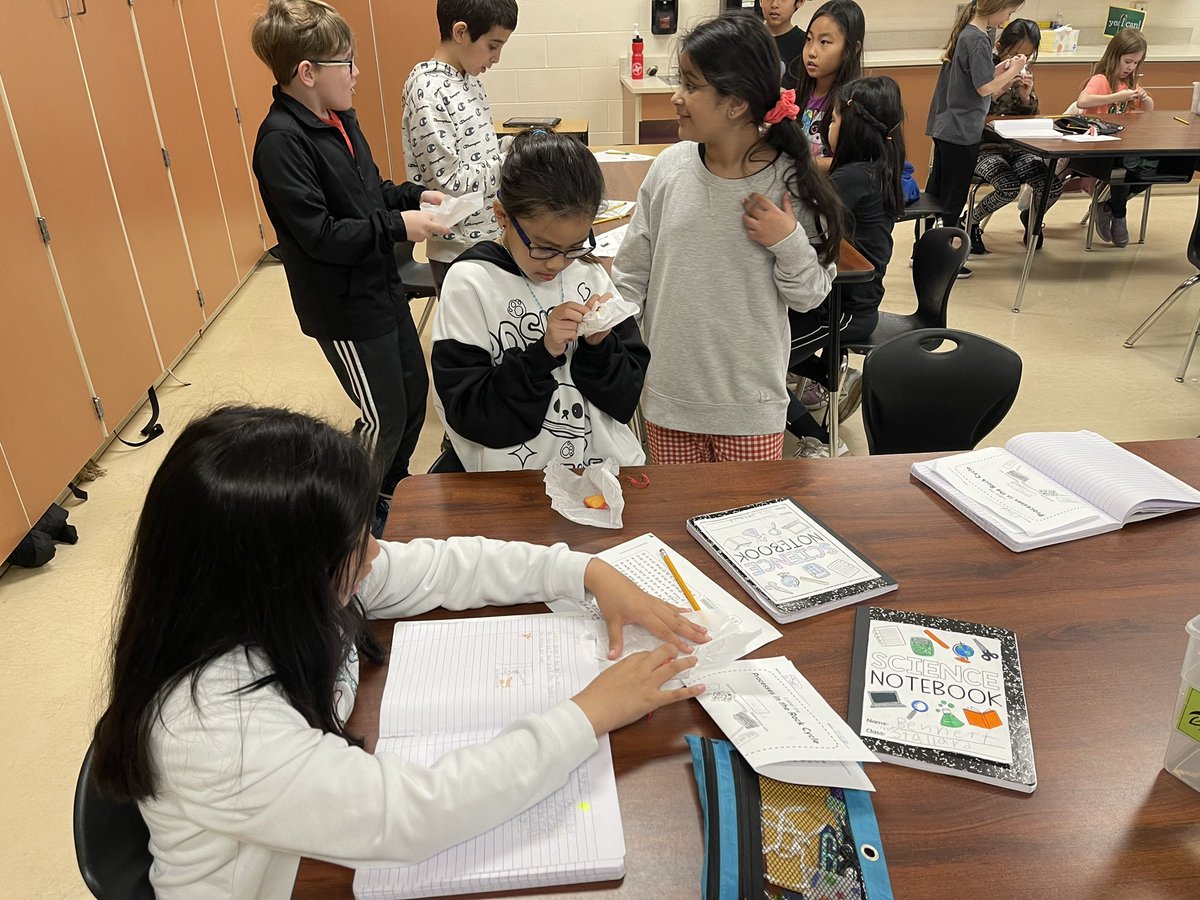 Lori Vanover tweet media