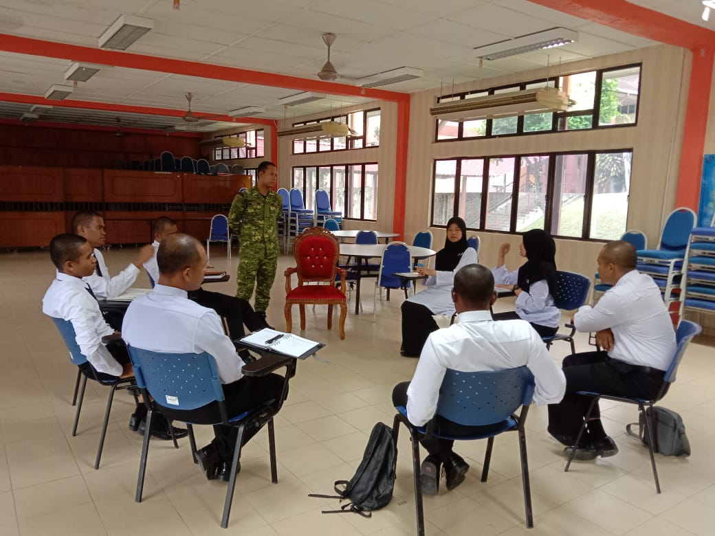 𝐃𝐈𝐀𝐑𝐈 𝐊𝐔𝐑𝐒𝐔𝐒 𝐈𝐍𝐃𝐔𝐊𝐒𝐈 𝐏𝐄𝐆𝐀𝐖𝐀𝐈 𝐑𝐄𝐋𝐀 𝐆𝐑𝐄𝐃 𝐊𝐏𝟒𝟏 𝐓𝐀𝐇𝐔𝐍 𝟐𝟎𝟐𝟑
𝐇𝐚𝐫𝐢 𝐤𝐞 –𝟐𝟔 : 𝟑𝟏 𝐌𝐚𝐜 𝟐𝟎𝟐𝟑

#KeselamatanTanggungjawabBersama
#KDNMadani
#SetiaBerbakti
#RELAMalaysia
#ALARMTerusUnggulDanCemerlang