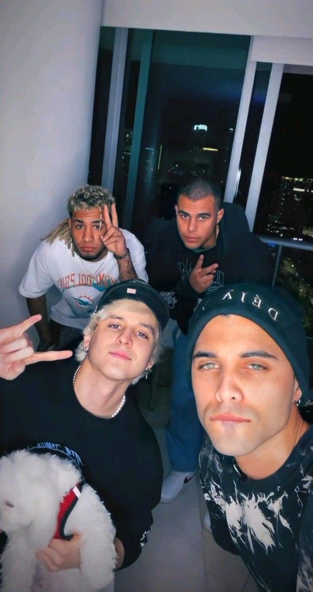 cncocordobaof's tweet photo. los queremos muchisimo 🖤 https://t.co/fiyVtDq7NH