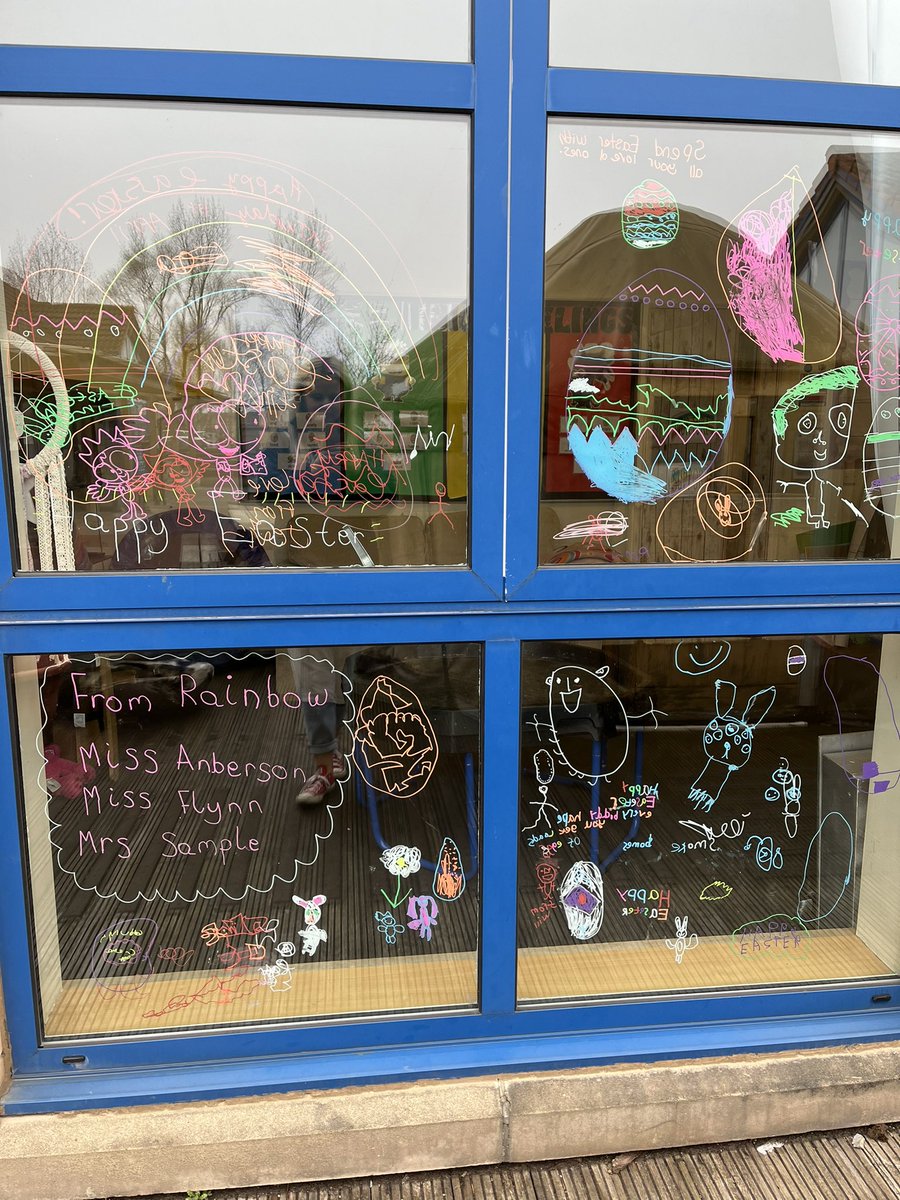 AndersonEMiss's tweet photo. We added some decorations to our windows in Rainbow Room today.

Enjoy the Easter Holidays from the Rainbow Team, Miss Anderson, Miss Flynn and Mrs Sample 🌈🐣🐰 https://t.co/1dxSN0obFa