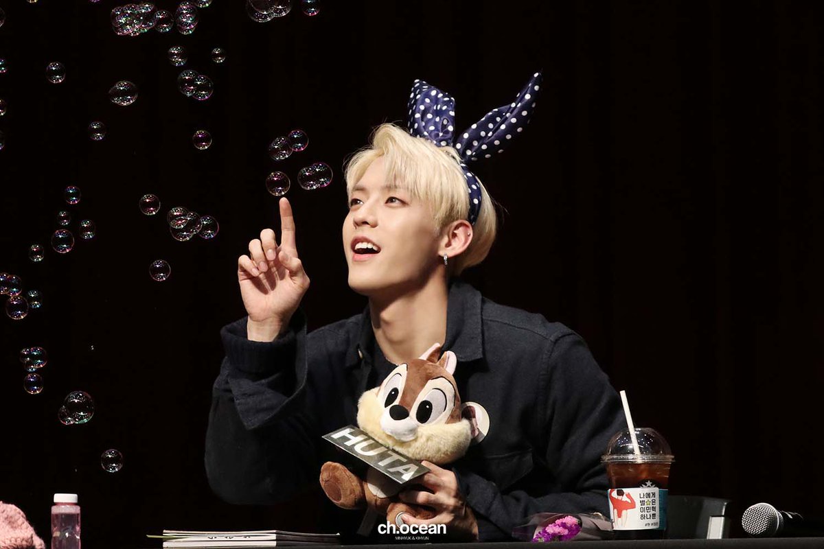 Channel_Ocean_'s tweet photo. #AprilFoolsDay #만우절
#BTOB #MINHYUK #민혁 https://t.co/YiWQwA0IoM