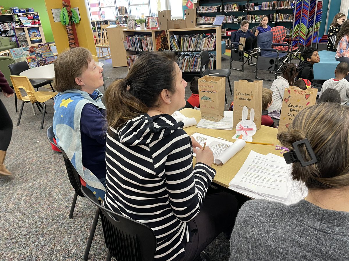 Amazing job grade 2 and 3s in <a href="/MrsOneilFarago/">Mrs. O'Neil-Farago</a> <a href="/LJobstChow/">Lisa Jobst-Chow</a> <a href="/MrsLisaDolan/">Mrs.Dolan</a> classes!! Tough choice for the judges today to choose which craft The Crafty Ravens will offer in their #ocsbsep <a href="/ocsbsep/">Social Entrepreneurs at the OCSB</a> business! <a href="/StBenedictOCSB/">St. Benedict School</a>