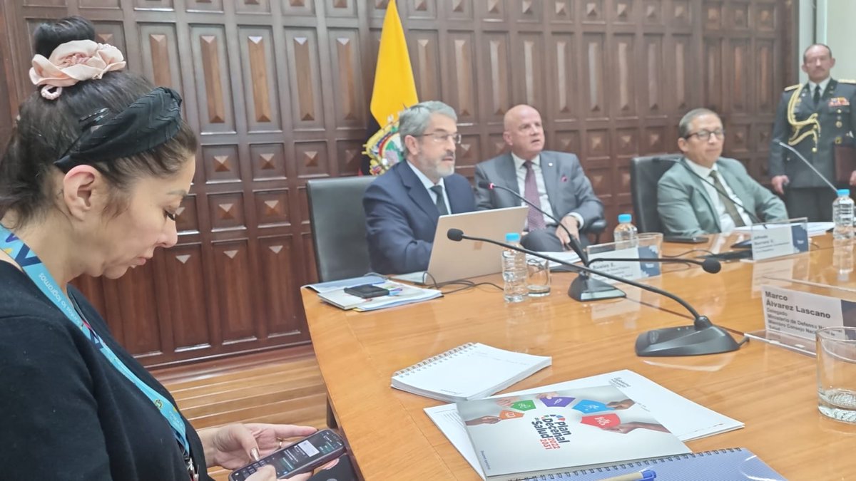 afeme_ecuador's tweet photo. El día jueves 30 de marzo del 2023, se realizó la Reunión Ordinaria de Directorio del Consejo Nacional de Salud, en la sala Matilde Hidalgo de la Vicepresidencia de la República, en la misma que contó con la participación del Director Ejecutivo de la AFEME  Dr.Leonardo Bravo V. https://t.co/uNba5zojFc