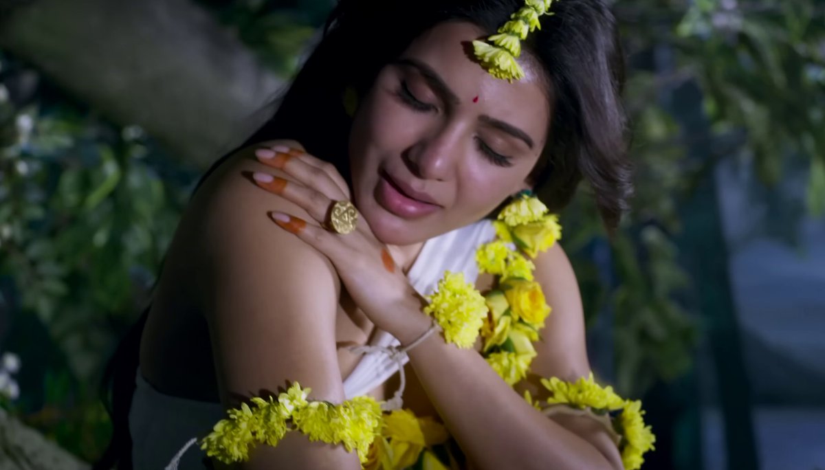 Teamtwts2's tweet photo. 4K Snaps of our Divine beauty @Samanthaprabhu2 from #Mallika Song! ❤️✨ 

🔗 https://t.co/o7nCIQ2kWn 

#ShaakuntalamOnApril14 
#Shaakuntalam 

#Samantha #SamanthaRuthPrabhu https://t.co/iEFYW72hnB