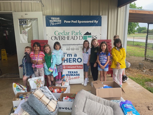 A huge #TXHH thank you to the 2nd Grade classes of Westside Elementary for organizing a supply drive to help keep our pets comfortable while they wait on their forever homes. 

Thank you for being our HEROES. 
#RescueDogs #RescueCats #RescuePets <a href="/LeanderISD/">Leander ISD</a>
