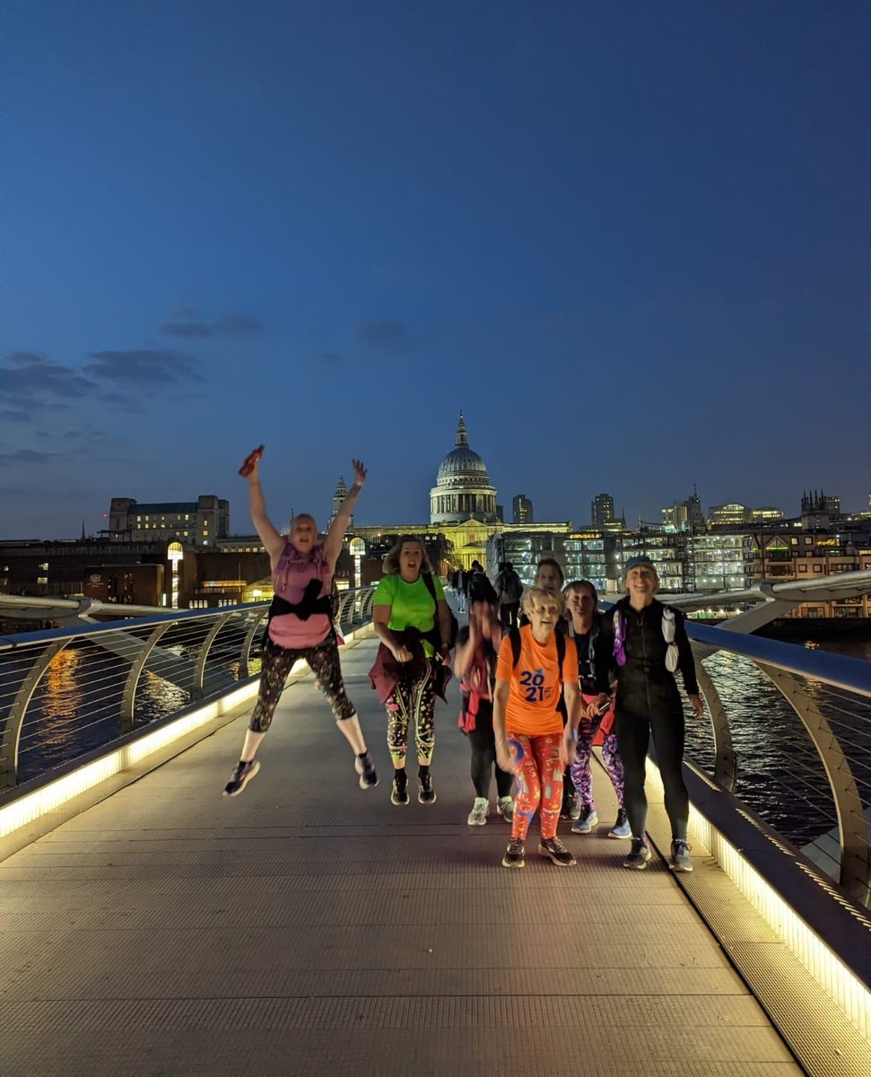 SecretRuns's tweet image. 20% off all our running tours - this weekend only! 😁

Use the code PINCHPUNCH for 20% off before midnight tonight:
secretlondonruns.com/themed-running…