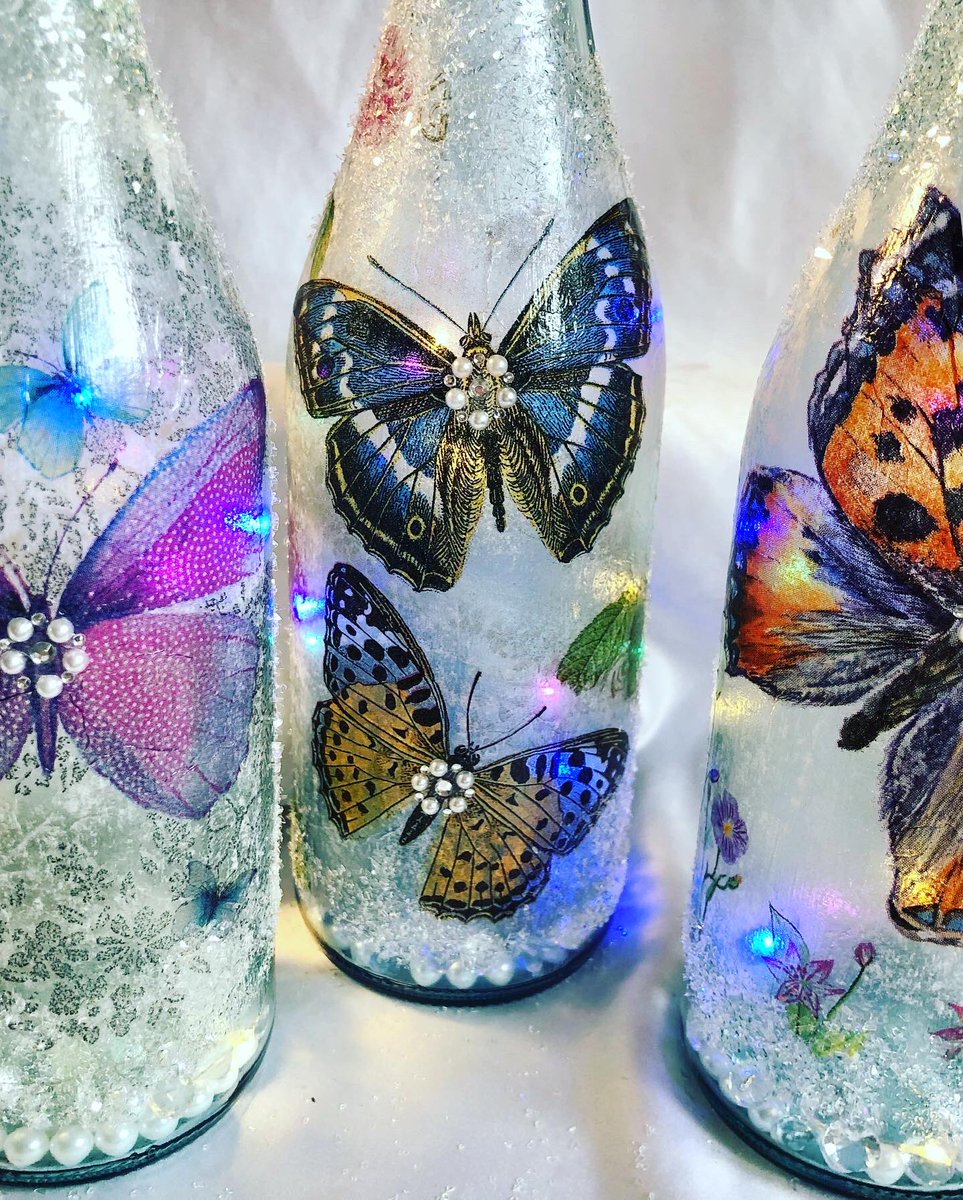 handcreationsbc's tweet photo. Butterfly day today at HCBC #handcrafts #drogheda https://t.co/jDgYhQRT63