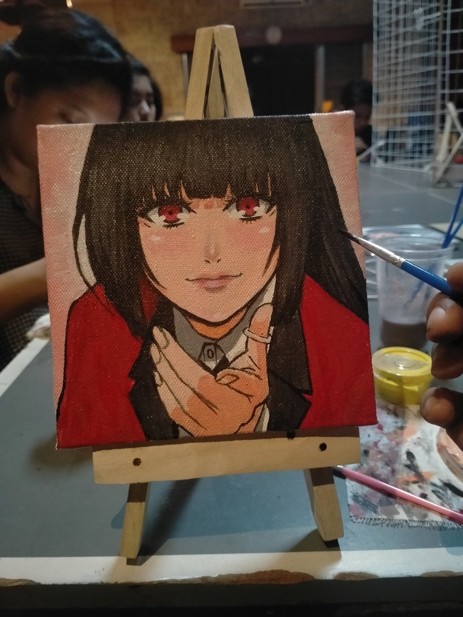 So I tried painting Jabami Yumeko on a small canvas 🥺 I hope I do justice for it. It's like 80% WIP, but I'll post it anyway 🥰

Wanna be moots? 🥰
#artmoots #moots #ArtistOnTwitter